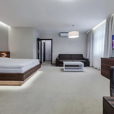Morava Hotel 3*